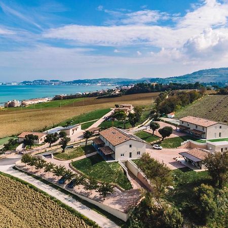 Agriturismo Il Colle Dei Lecci 안코나 외부 사진